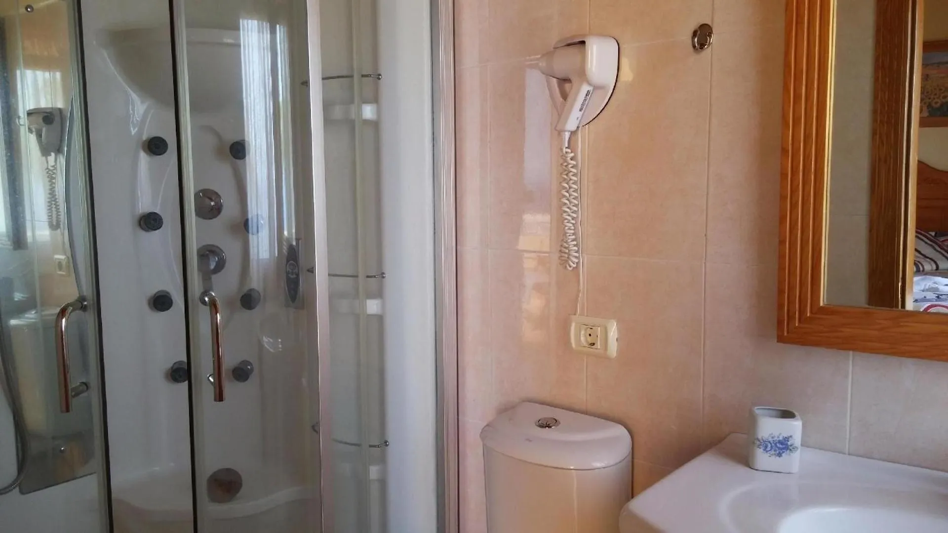 Ferienwohnung Fuer 2 Personen Und 1 Kind In Icod De Los Vinos, Teneriffa Apartment